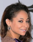 Raven-Symoné : raven-symon-1349316523.jpg