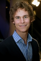 Rhys Wakefield : rhys_wakefield_1299087990.jpg