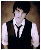 Richard Harmon : richardharmon_1286684468.jpg