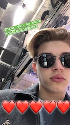 Ricky Garcia : ricky-garcia-1518216122.jpg