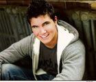 Robbie Amell : robbieamell_1288813607.jpg