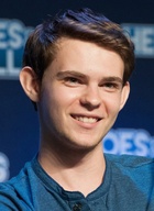 Robbie Kay : robbie-kay-1568357481.jpg