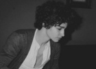 Robert Sheehan : robert-sheehan-1351615581.jpg