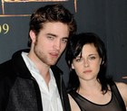 Robert Pattinson : TI4U1379807613.jpg