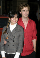 Robert Pattinson : TI4U_u1142271005.jpg