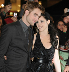 Robert Pattinson : robert-pattinson-1330533840.jpg