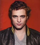 Robert Pattinson : robert-pattinson-1348674361.jpg