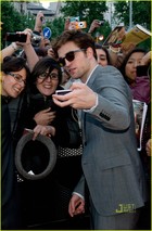 Robert Pattinson : robert-pattinson-1368921387.jpg