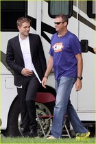 Robert Pattinson : robert-pattinson-1374608311.jpg