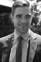 Robert Pattinson : robert-pattinson-1379802804.jpg