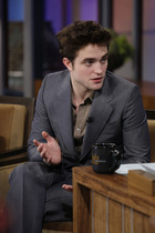 Robert Pattinson : robert-pattinson-1379803460.jpg