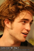 Robert Pattinson : robert_pattinson_1217457245.jpg