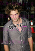 Robert Pattinson : robert_pattinson_1224234519.jpg