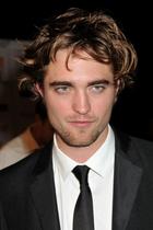 Robert Pattinson : robert_pattinson_1225210473.jpg