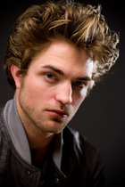 Robert Pattinson : robert_pattinson_1225473274.jpg