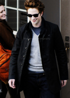 Robert Pattinson : robert_pattinson_1231201201.jpg