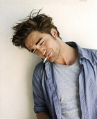 Robert Pattinson : robert_pattinson_1243836662.jpg