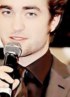 Robert Pattinson : robert_pattinson_1243837098.jpg