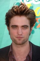 Robert Pattinson : robert_pattinson_1258670418.jpg