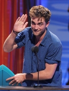 Robert Pattinson : robert_pattinson_1281703288.jpg