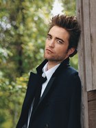 Robert Pattinson : robert_pattinson_1297988437.jpg