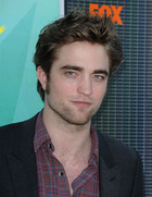 Robert Pattinson : robert_pattinson_1307459056.jpg