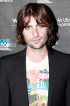 Robert Schwartzman : robert-schwartzman-1364259951.jpg