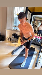 Romeo Beckham : romeo-beckham-1681327806.jpg