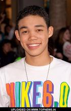 Roshon Fegan : roshon-fegan-1337928911.jpg