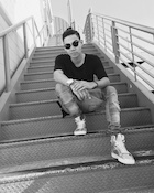 Roshon Fegan : roshon-fegan-1445637301.jpg