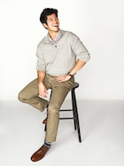 Ross Butler : ross-butler-1494988786.jpg