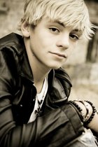 Ross Lynch : ross-lynch-1385575411.jpg