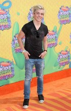 Ross Lynch : ross-lynch-1396270084.jpg