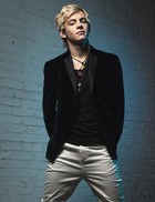 Ross Lynch : ross-lynch-1401637649.jpg