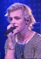 Ross Lynch : ross-lynch-1410445100.jpg