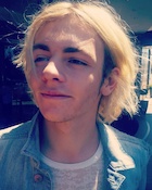 Ross Lynch : ross-lynch-1449859574.jpg