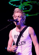 Ross Lynch : ross-lynch-1620336287.jpg