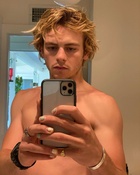 Ross Lynch : ross-lynch-1655653328.jpg