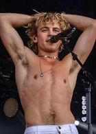 Ross Lynch : ross-lynch-1694037234.jpg