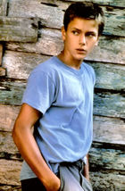 River Phoenix : rphoenix_1167413097.jpg