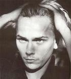 River Phoenix : rphoenix_1235963645.jpg