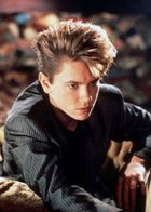 River Phoenix : rphoenix_1270929018.jpg