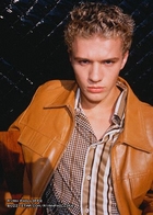 Ryan Phillippe : ryan_phillippe_1220216693.jpg