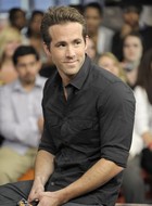 Ryan Reynolds : ryan_reynolds_1295126575.jpg