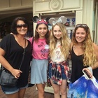 Sabrina Carpenter : TI4U1413403006.jpg