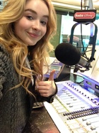 Sabrina Carpenter : sabrina-carpenter-1430589304.jpg