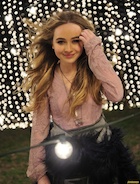 Sabrina Carpenter : sabrina-carpenter-1449904005.jpg