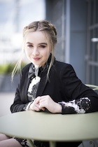 Sabrina Carpenter : sabrina-carpenter-1473980541.jpg