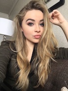 Sabrina Carpenter : sabrina-carpenter-1477947424.jpg