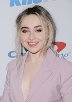 Sabrina Carpenter : sabrina-carpenter-1480811134.jpg